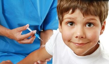 Vaccination with human papilloma viruses
